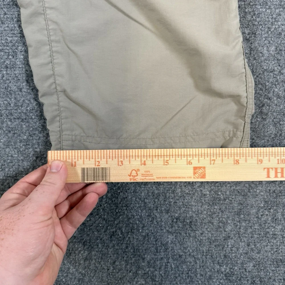 REI Pants Mens Large (Fits 30x31) Tan Beige Cargo Nylon UPF‎ 50+ Hiking Outdoors